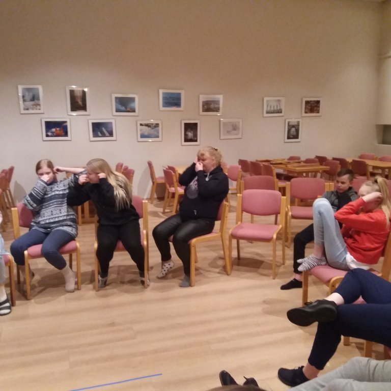 leikjafjör, Kfum og K og UD glerá í heimsókn