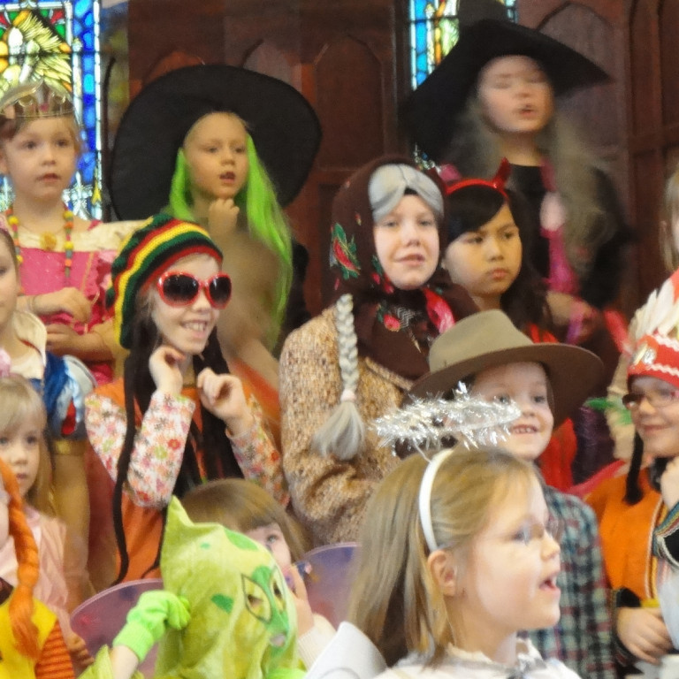 914b1e277bbdfaeb25f5e30e44dd79ef