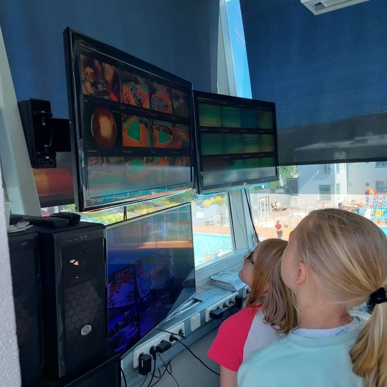 287327271_357664029806378_7542039347423769428_n