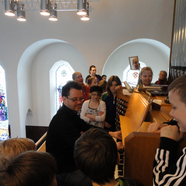 b151a4d55ff6b137d43baf3180f86fa9