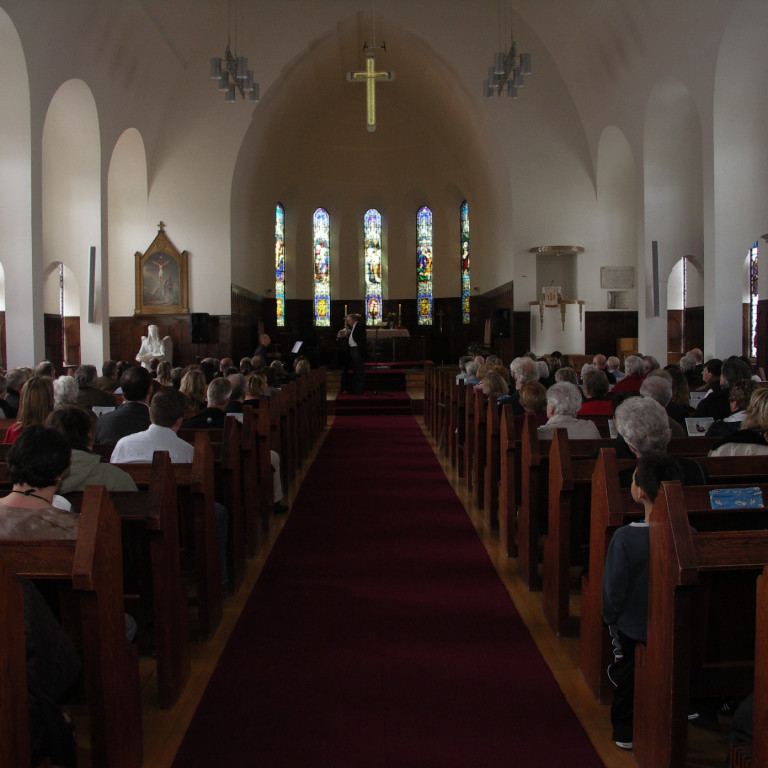 Fjölmennt á hádegistónleikum