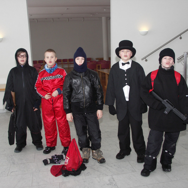 7882504326929f44f352556c0328ab7f