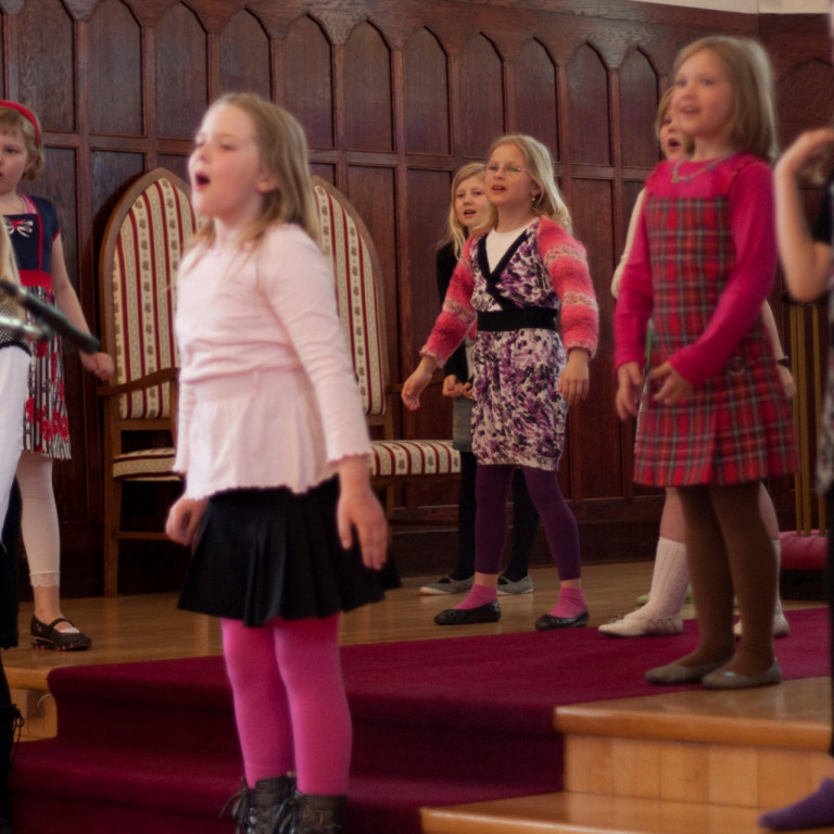 de33c73b79ab0fd5386f80c2a2272152