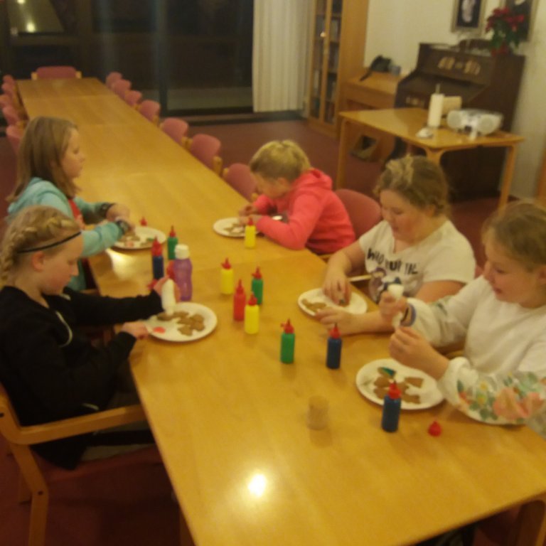 piparkökumálun í lok nóvember 2018