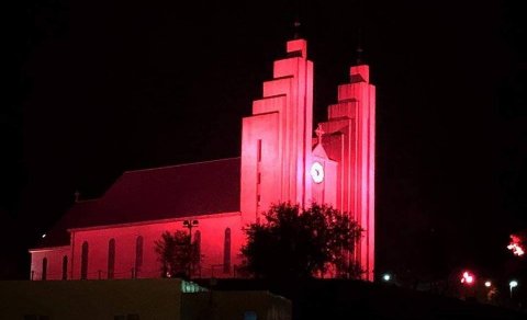 Sunnudagaskóli og bleik messa sunnudaginn 17. október