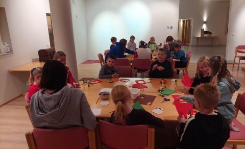 Jólaföndur og stúss í barna- og unglingastarfi kirkjunnar!