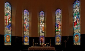 Kvöldstund við gluggann í Akureyrarkirkju